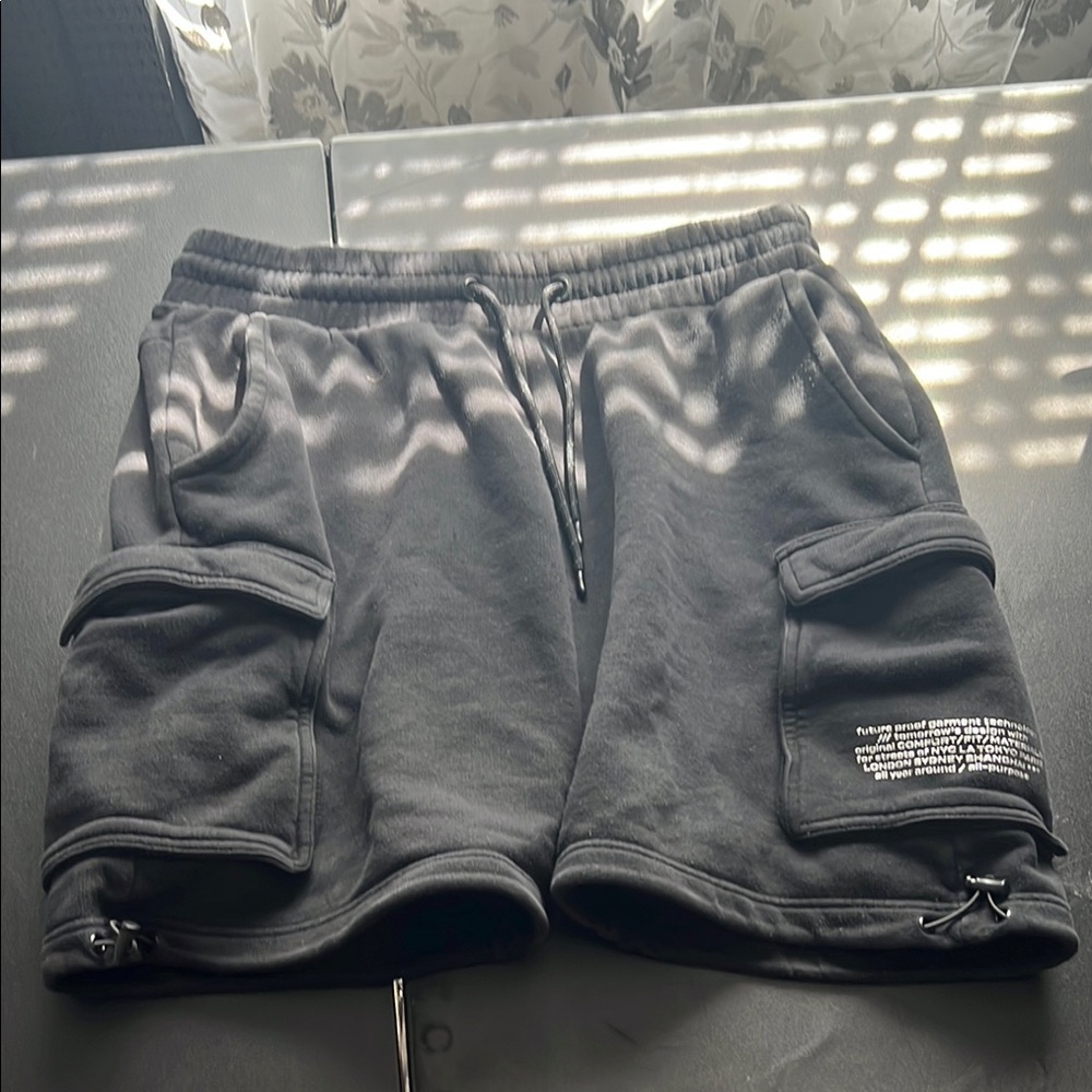 Men's Gray Cargo Shorts